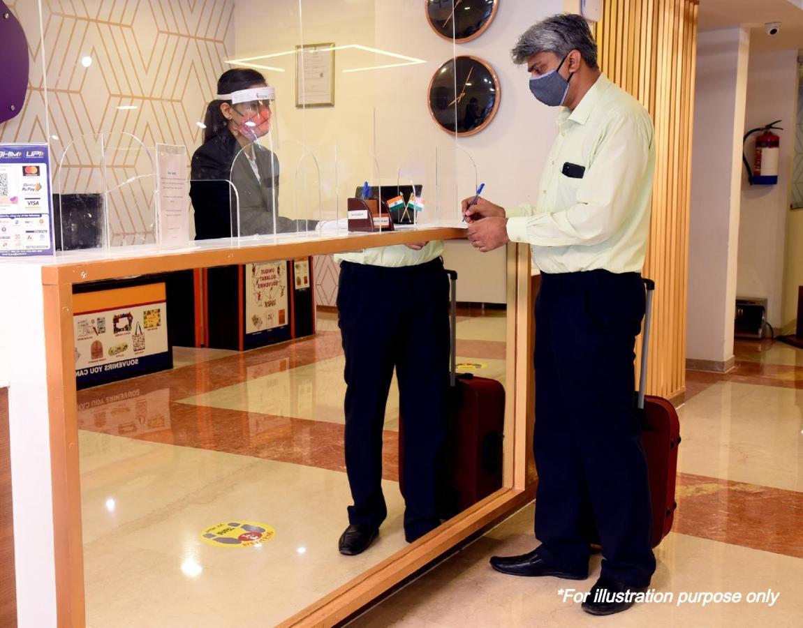 Capital O 10750 Hotel Vivek نيودلهي المظهر الخارجي الصورة