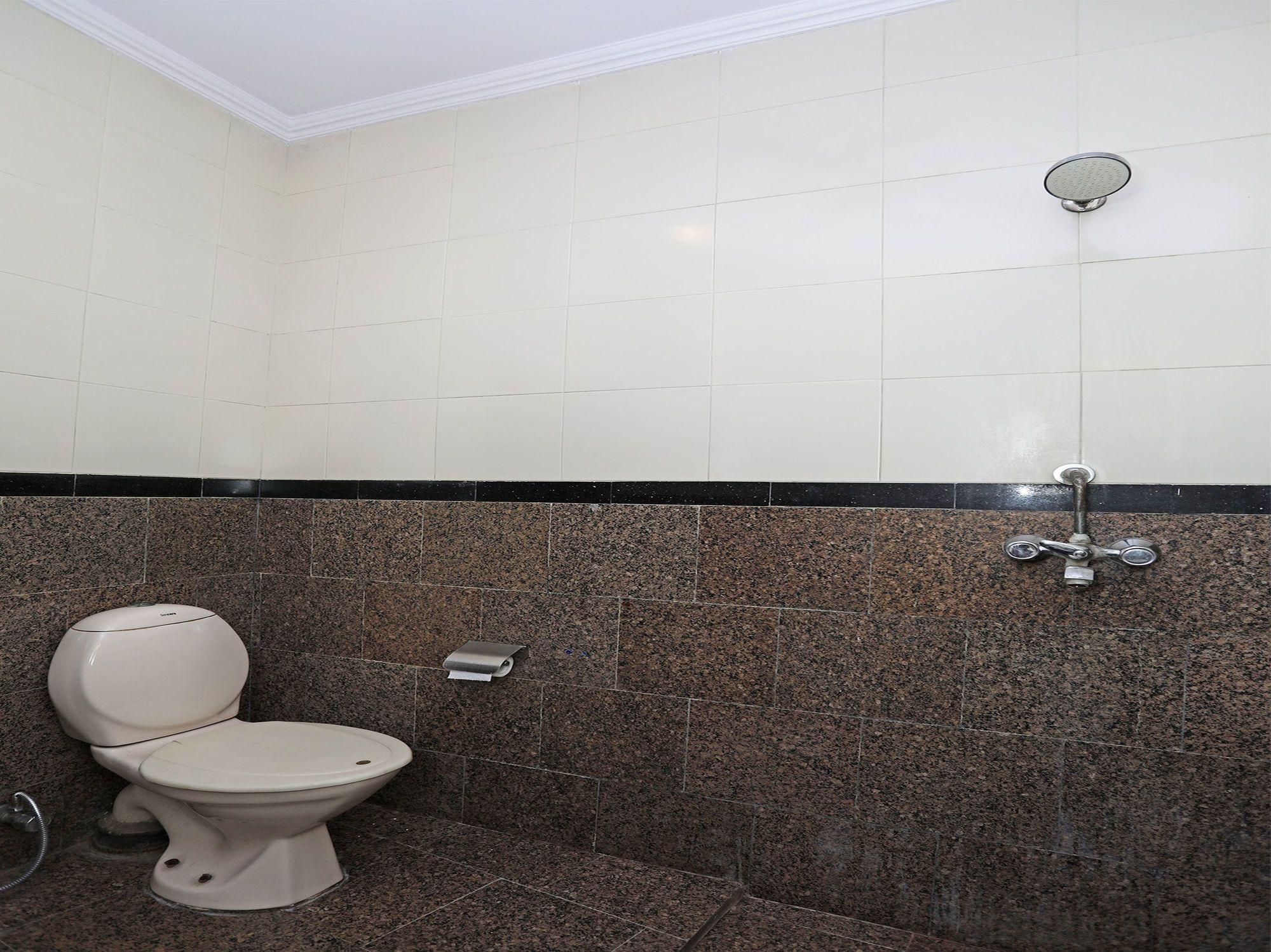 Capital O 10750 Hotel Vivek نيودلهي المظهر الخارجي الصورة