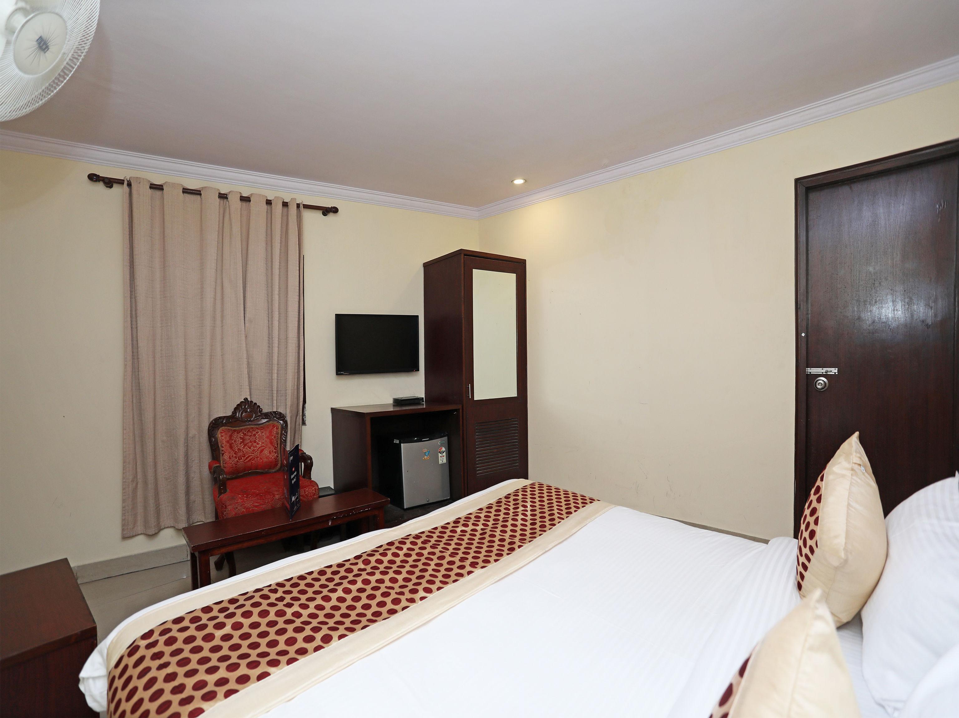 Capital O 10750 Hotel Vivek نيودلهي المظهر الخارجي الصورة