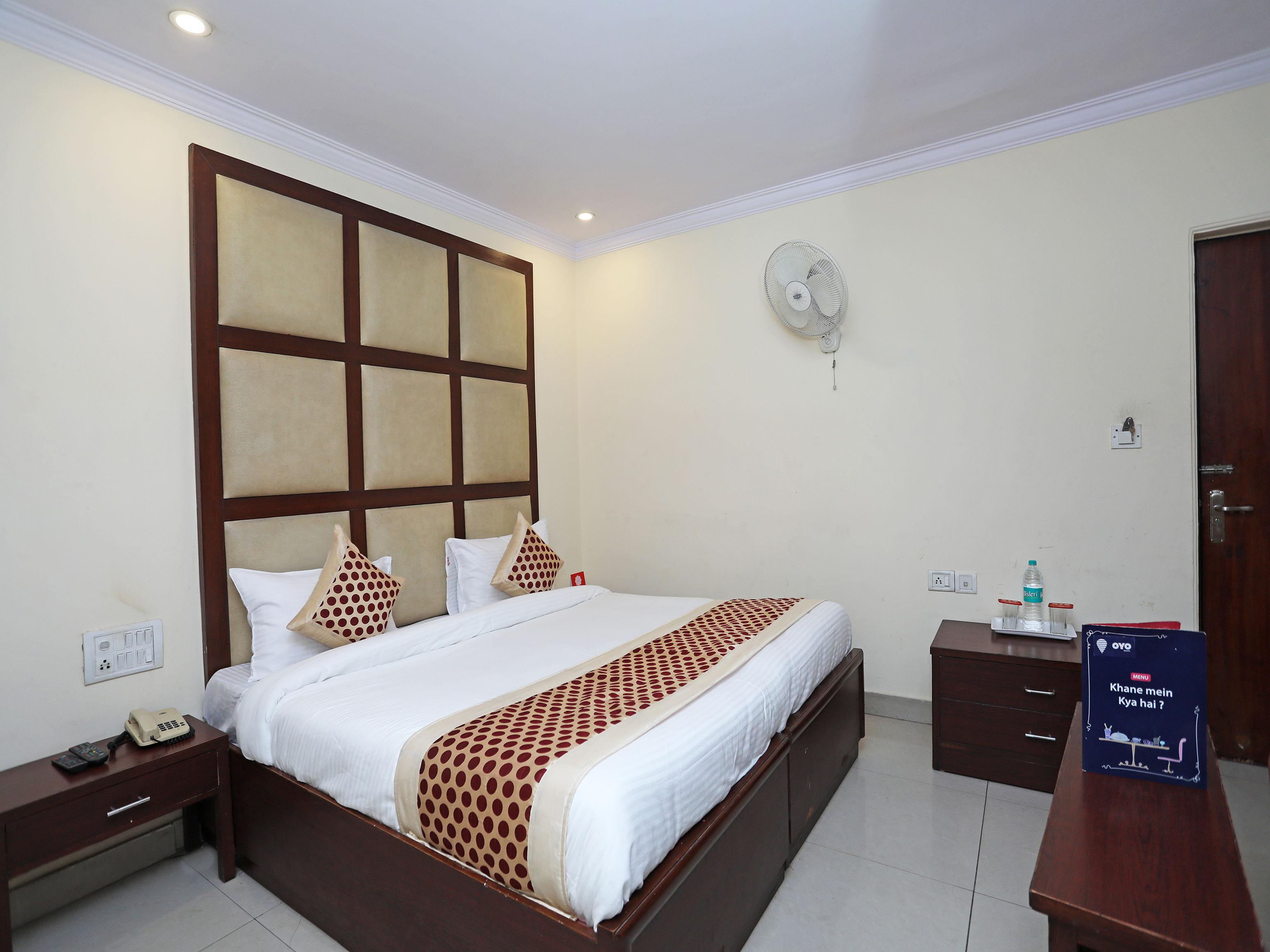 Capital O 10750 Hotel Vivek نيودلهي المظهر الخارجي الصورة