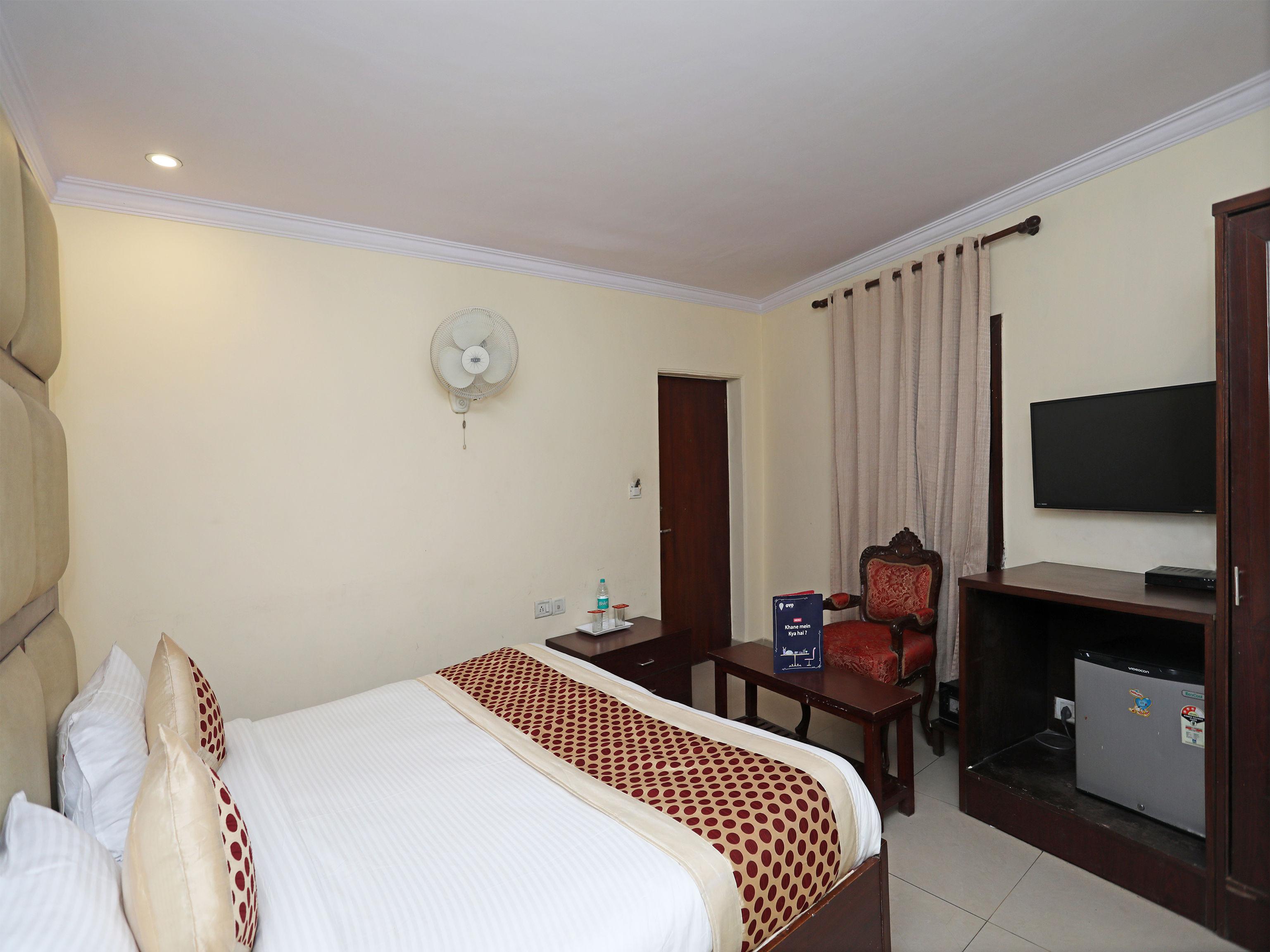 Capital O 10750 Hotel Vivek نيودلهي المظهر الخارجي الصورة