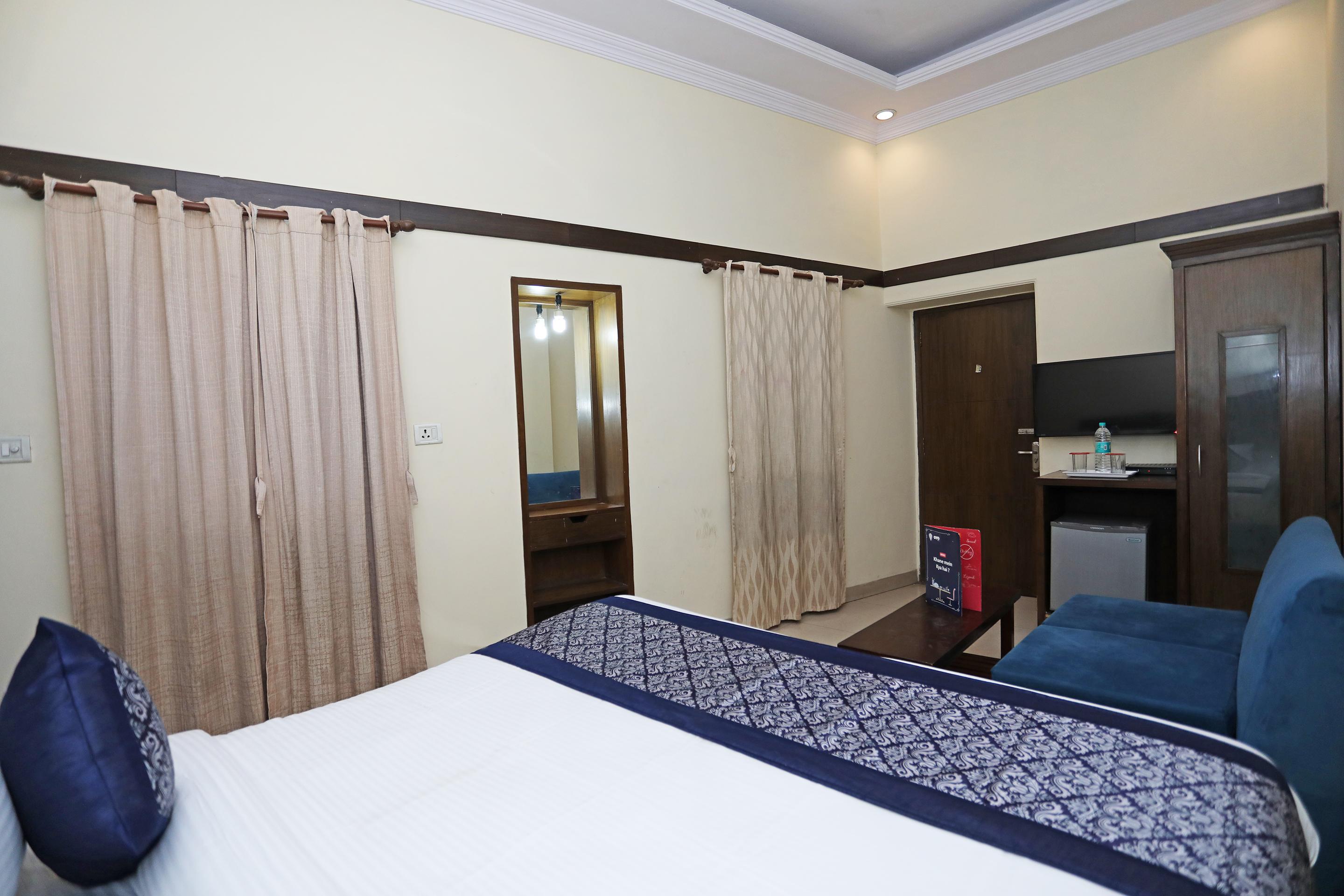 Capital O 10750 Hotel Vivek نيودلهي المظهر الخارجي الصورة