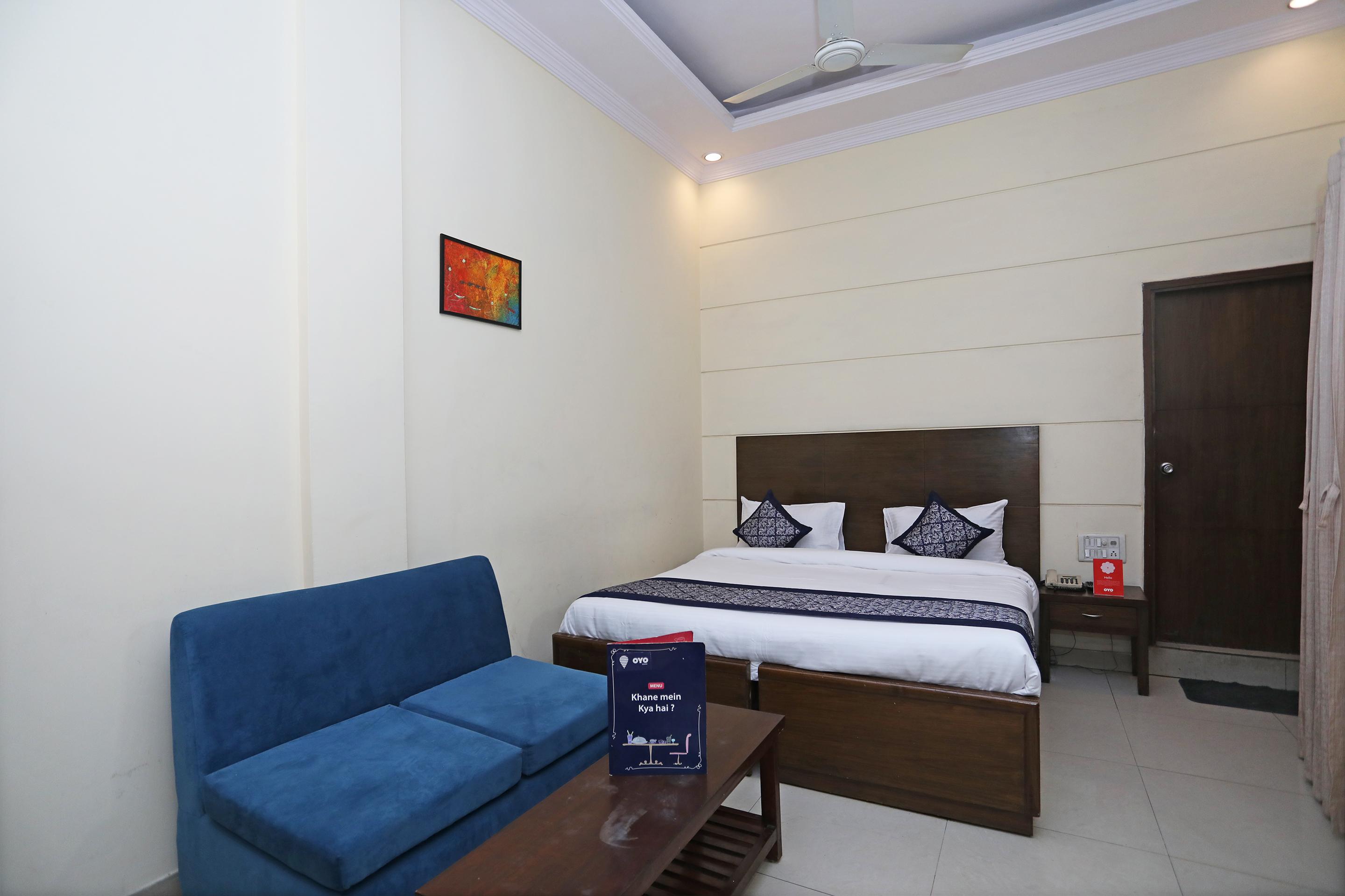 Capital O 10750 Hotel Vivek نيودلهي المظهر الخارجي الصورة