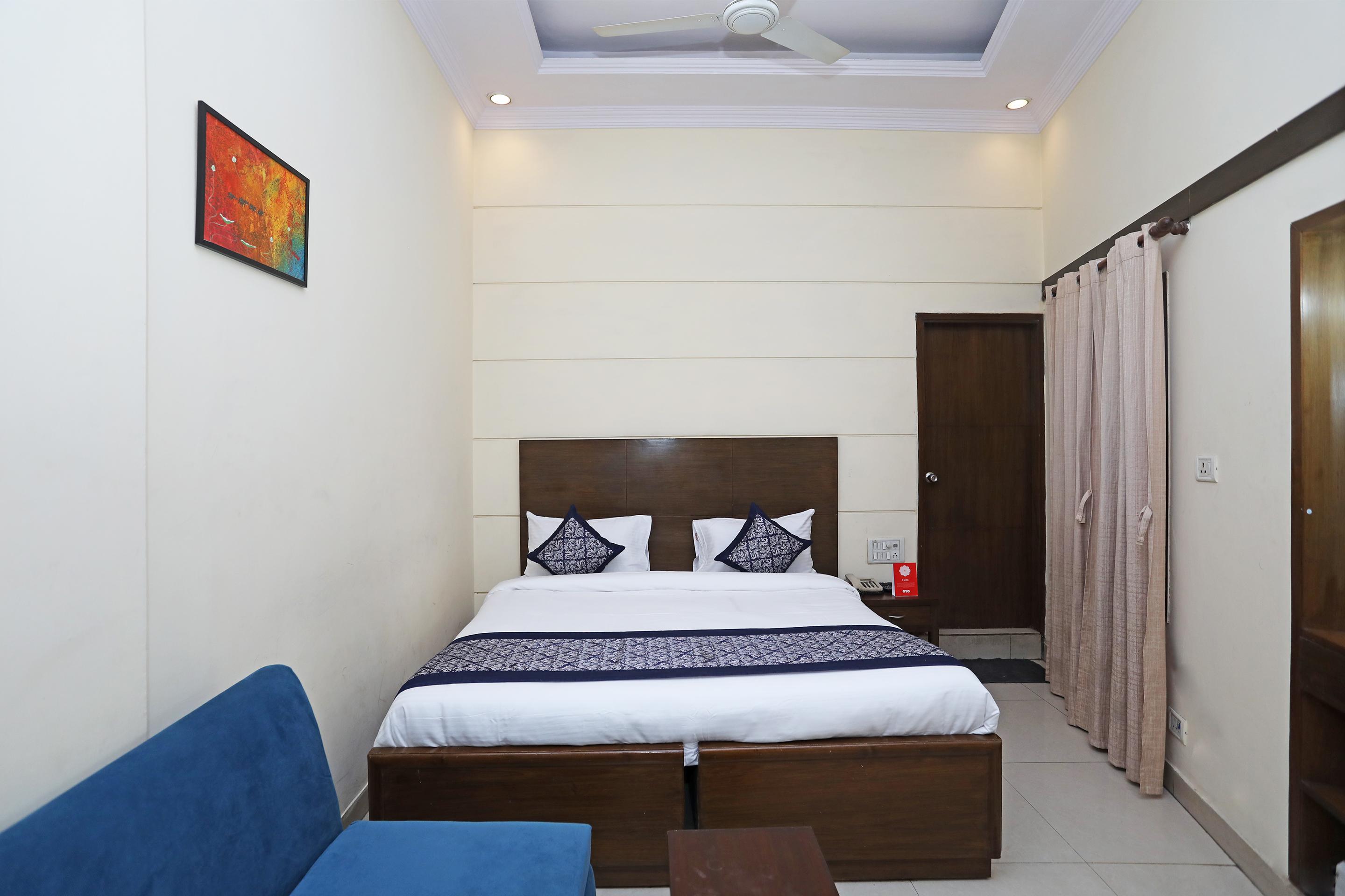 Capital O 10750 Hotel Vivek نيودلهي المظهر الخارجي الصورة